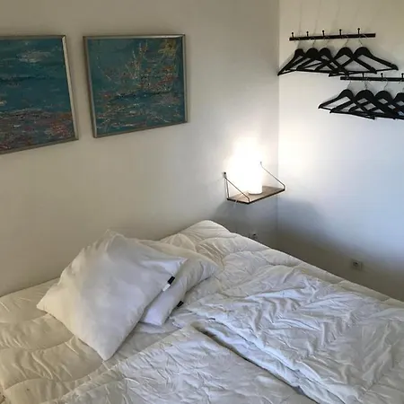 3 With Pool And 4 Min Walk To Sandy Beach *